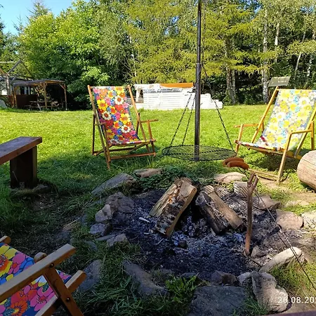 Folwark Noclegowy W Nowej Morawie - Holenderka Na Wys 600 M