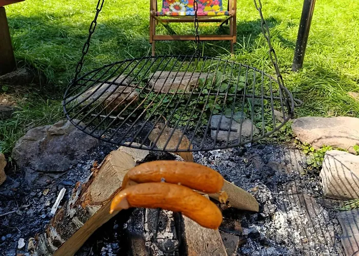 Folwark Noclegowy W Nowej Morawie - Holenderka Na Wys 600 M Campingplatz